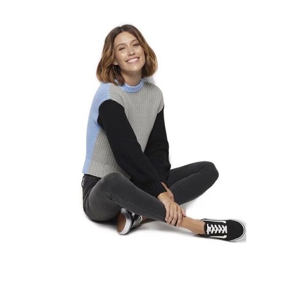 POPSUGAR at Kohl's Colorblock Crewneck Sweater in Heather Gray, Blue & Black - Picture 1 of 14